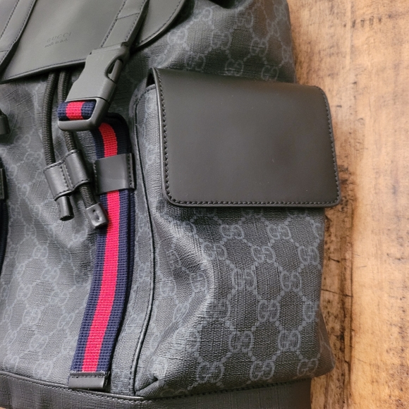 GUCCI Black/Grey Supreme Canvas Backpack- available in store $2,250 + tax - Picture 9 of 13